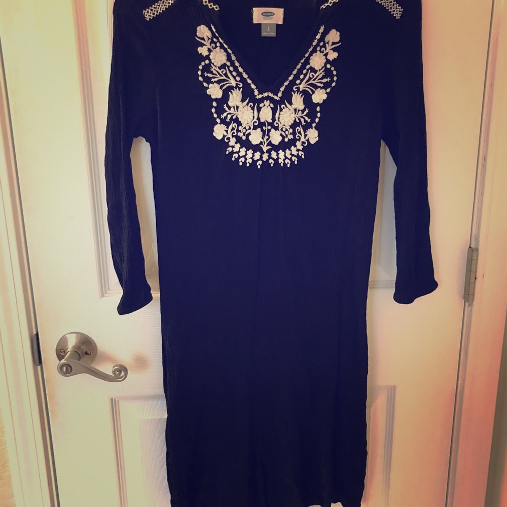 Black and white dress